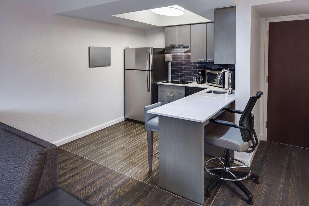 Hyatt House Boston Waltham Otel Oda fotoğraf